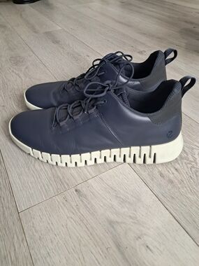 Ecco Navy Leather Lace-Up Sneakers with White Sole